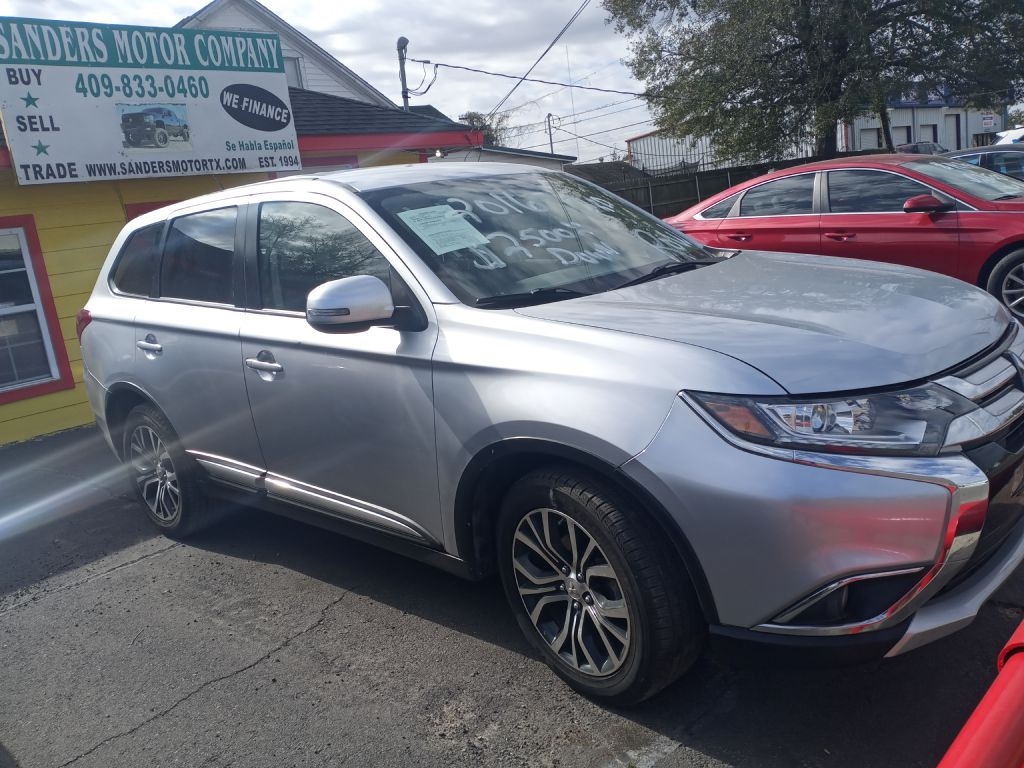 Mitsubishi Outlander SE 2WD 2016