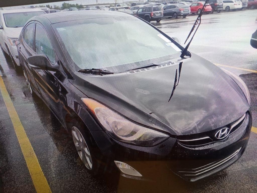 Hyundai Elantra GLS M/T 2013