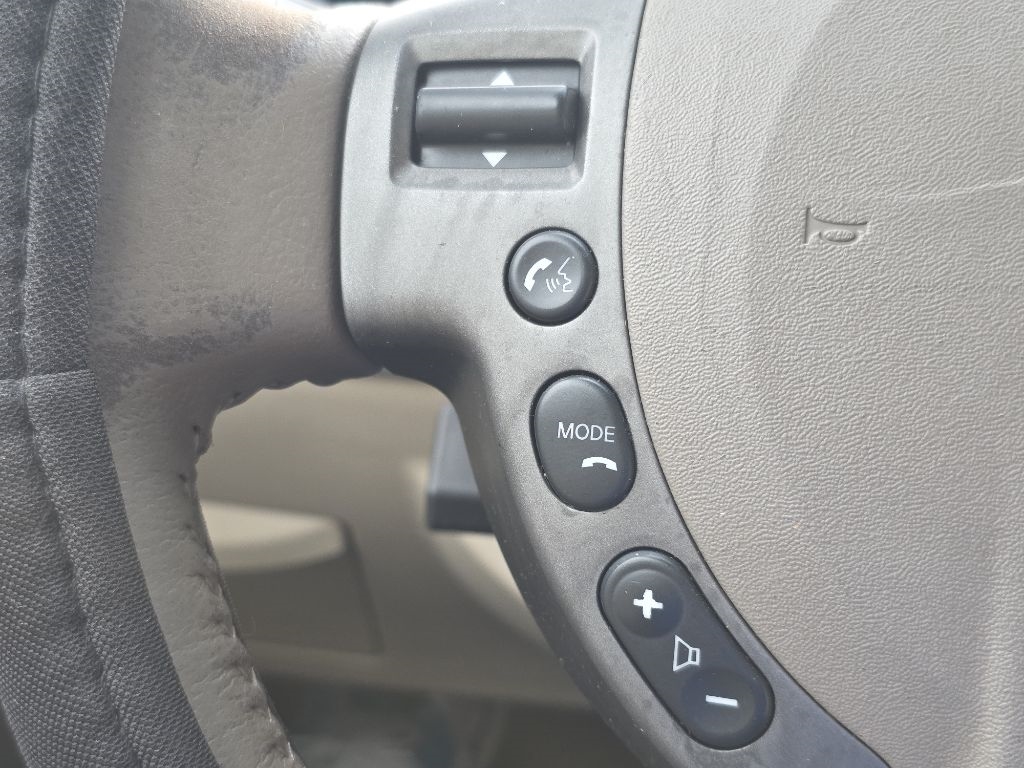 Nissan Sentra 4dr Sdn I4 CVT 2.0 S 2012 Nissan Sentra 4dr Sdn I4 CVT 2.0 S 2012