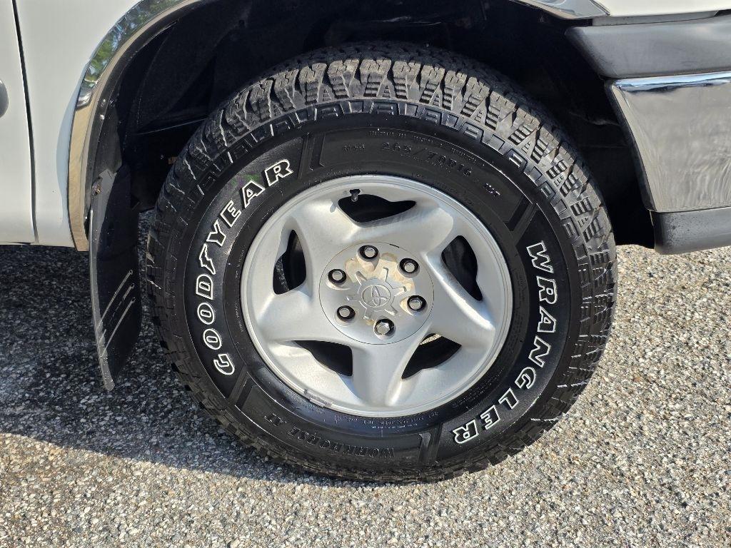Toyota Tundra Access Cab V6 Auto SR5 (Natl) 2002