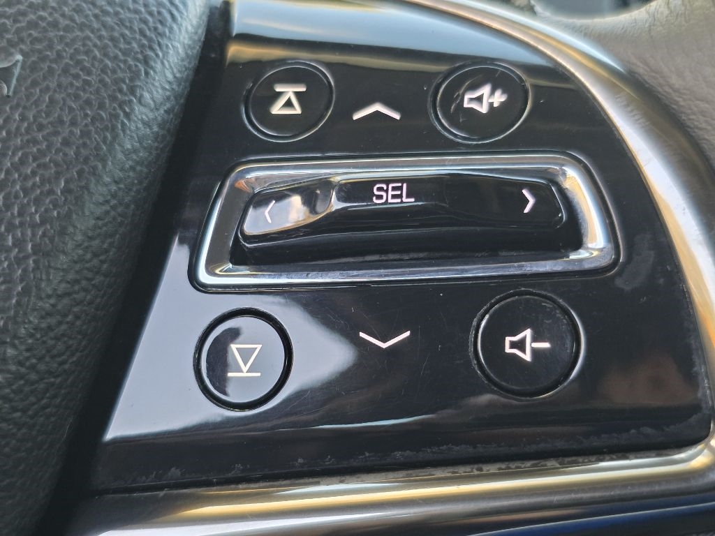 Cadillac ATS 4dr Sdn 2.5L RWD 2013 Cadillac ATS 4dr Sdn 2.5L RWD 2013