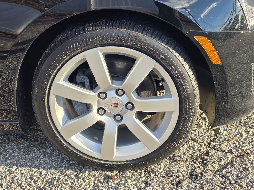 Cadillac ATS 4dr Sdn 2.5L RWD 2013 Cadillac ATS 4dr Sdn 2.5L RWD 2013