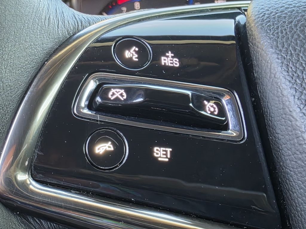 Cadillac ATS 4dr Sdn 2.5L RWD 2013 Cadillac ATS 4dr Sdn 2.5L RWD 2013