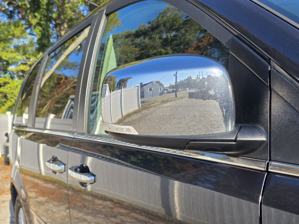 Chrysler Town & Country 4dr Wgn Touring-L 30th Anniversary 2014 Chrysler Town & Country 4dr Wgn Touring-L 30th Anniversary 2014