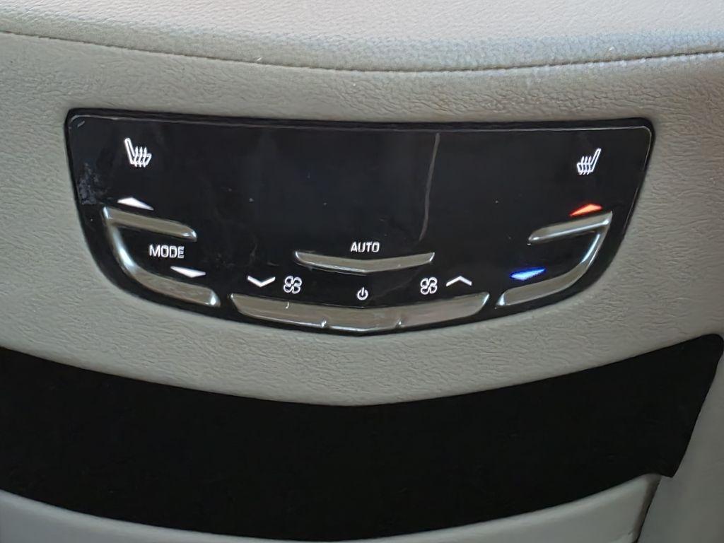 Cadillac Escalade 4WD 4dr Luxury 2018
