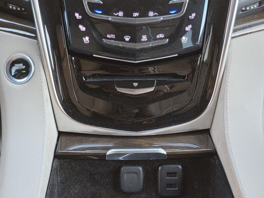 Cadillac Escalade 4WD 4dr Luxury 2018