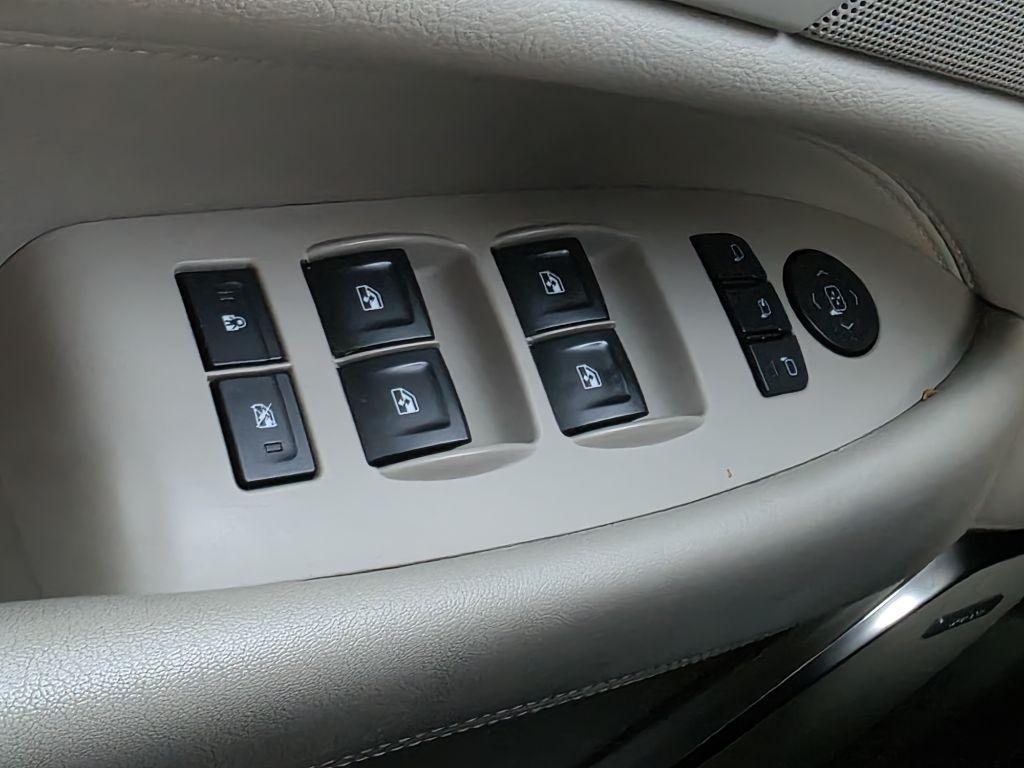 Cadillac Escalade 4WD 4dr Luxury 2018