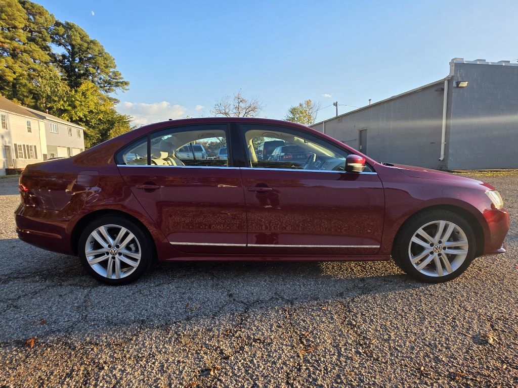 Volkswagen Jetta 1.8T SEL Auto 2017 Volkswagen Jetta 1.8T SEL Auto 2017