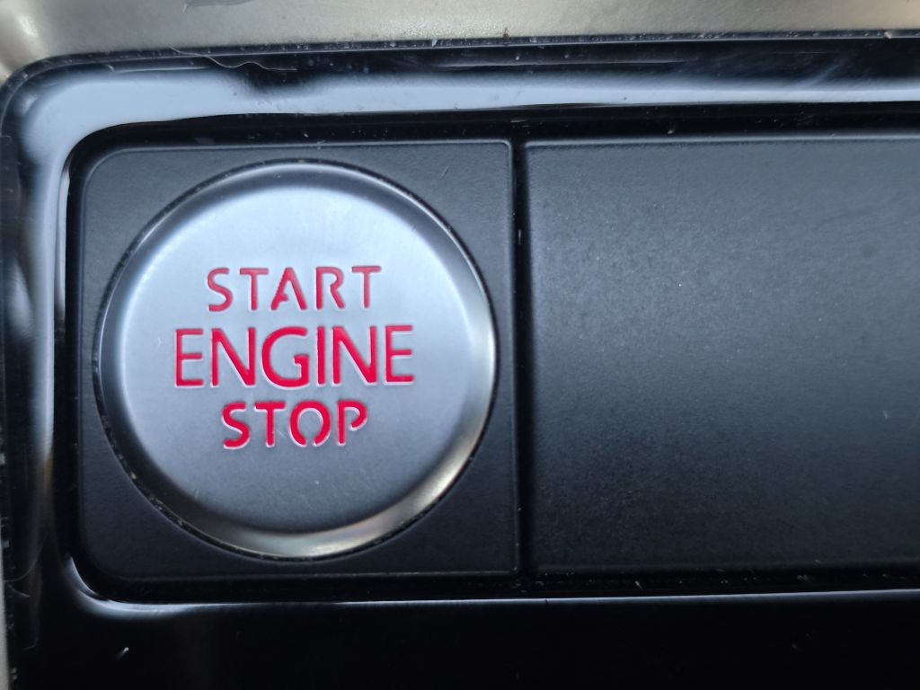 Volkswagen Jetta 1.8T SEL Auto 2017 Volkswagen Jetta 1.8T SEL Auto 2017