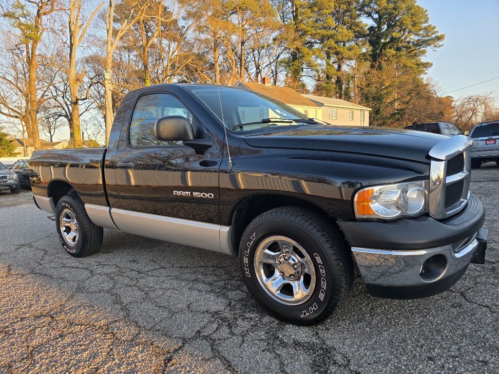 Dodge Ram 1500 2dr Reg Cab 120.5" WB SLT 2003