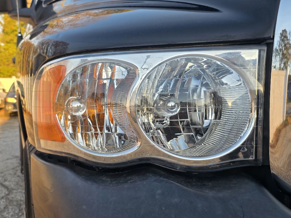 Dodge Ram 1500 2dr Reg Cab 120.5" WB SLT 2003