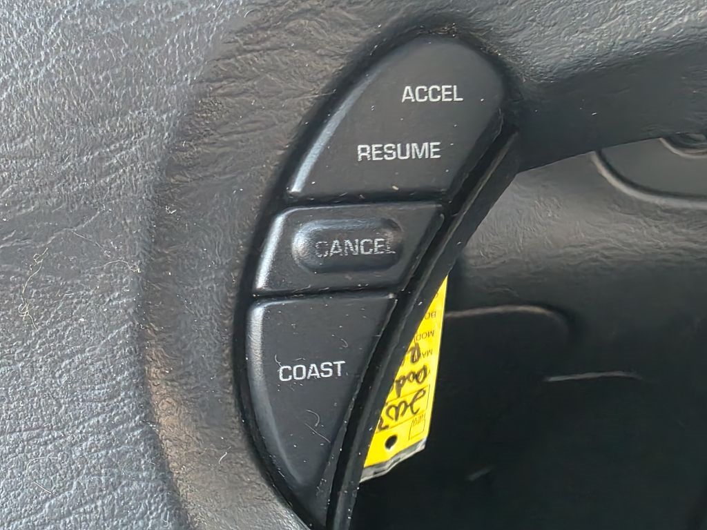 Dodge Ram 1500 2dr Reg Cab 120.5" WB SLT 2003