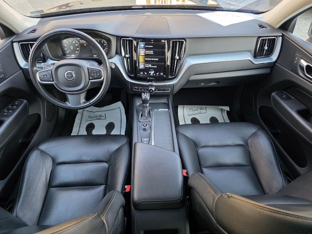 Volvo XC60 T5 AWD Momentum 2018