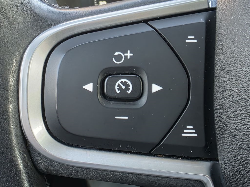 Volvo XC60 T5 AWD Momentum 2018