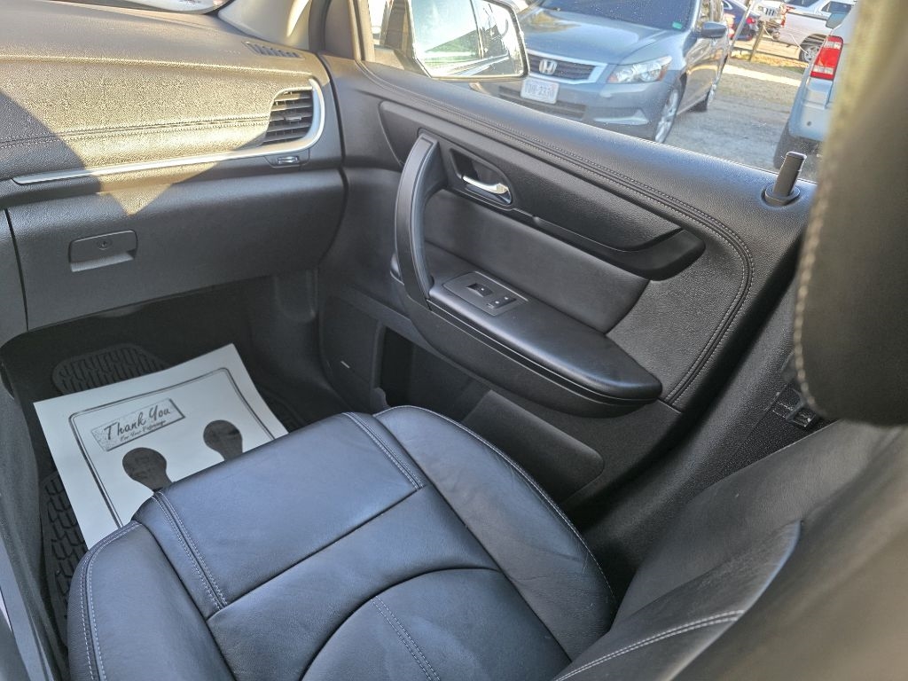 Chevrolet Traverse FWD 4dr LT w/2LT 2014