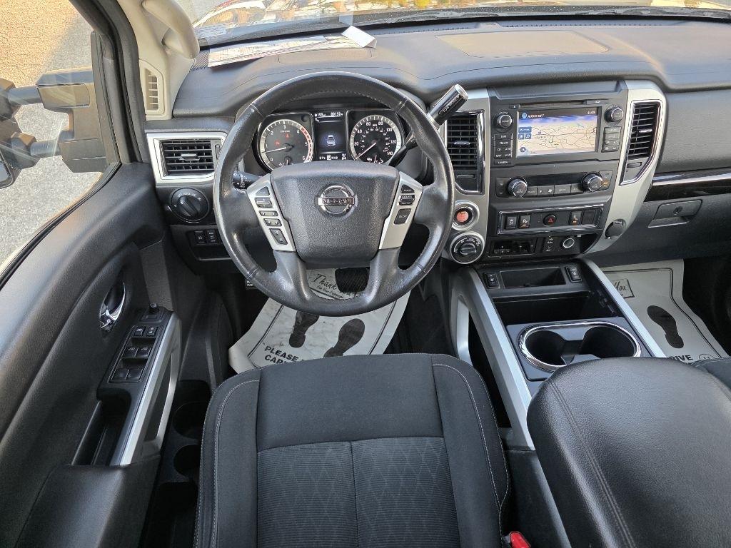 Nissan Titan XD 4x4 Diesel Crew Cab SV 2017