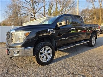 2017 Nissan Titan XD 4x4 Diesel Crew Cab SV