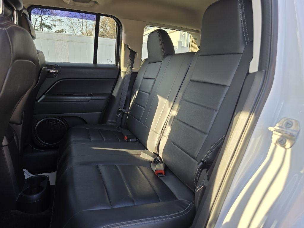 Jeep Patriot FWD 4dr High Altitude 2014