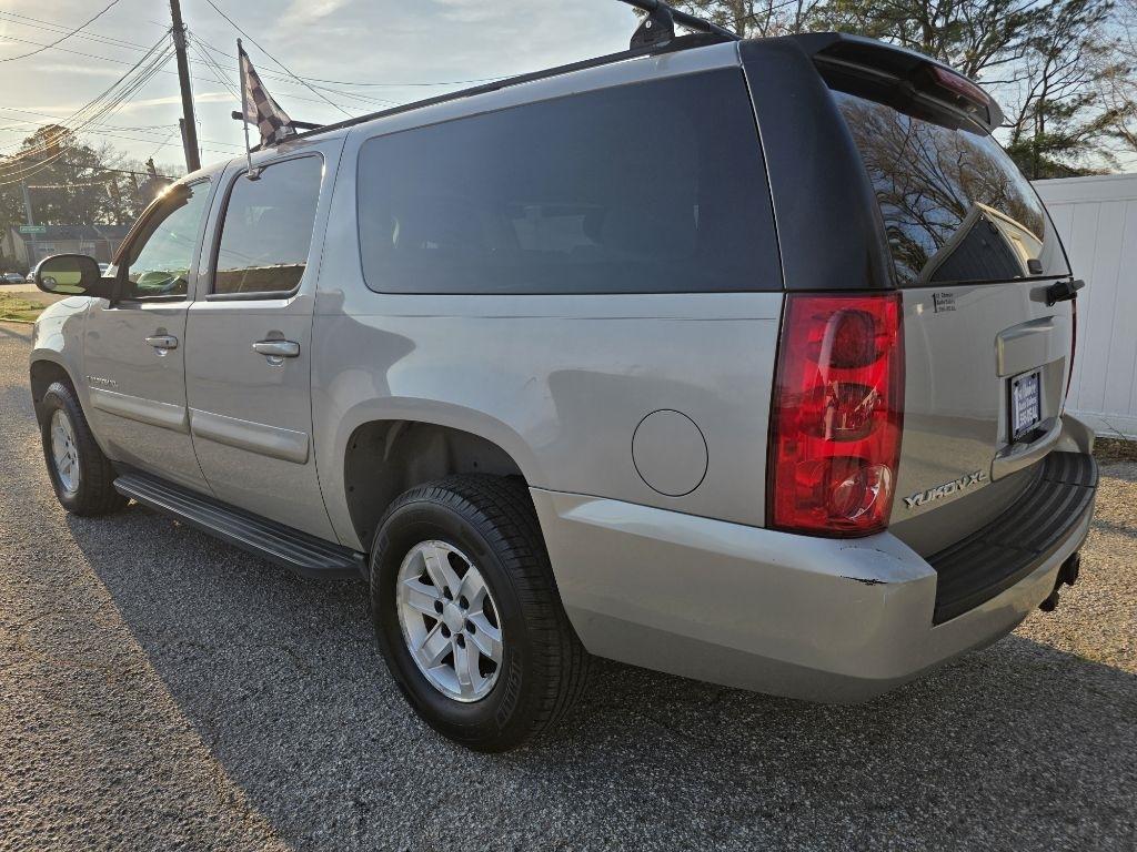 GMC Yukon XL 4WD 4dr 1500 SLE 2007