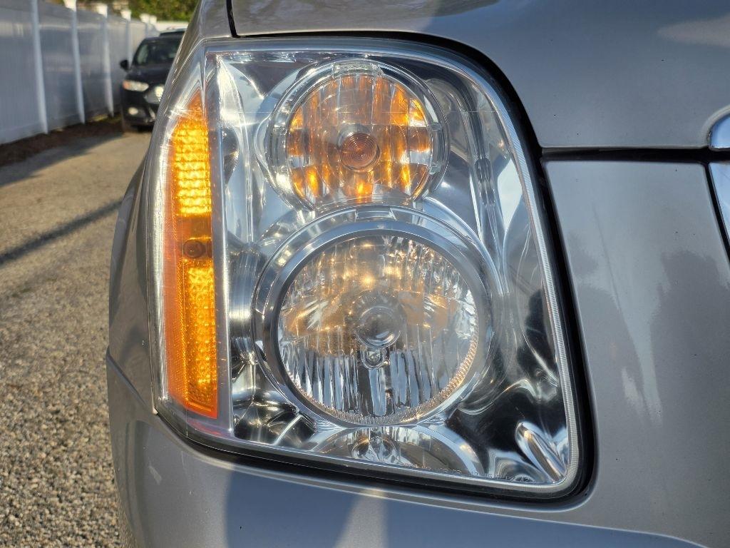 GMC Yukon XL 4WD 4dr 1500 SLE 2007