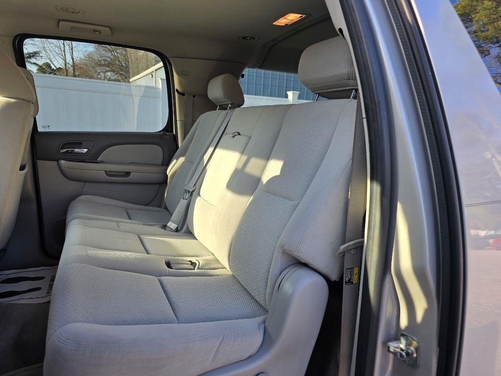 GMC Yukon XL 4WD 4dr 1500 SLE 2007