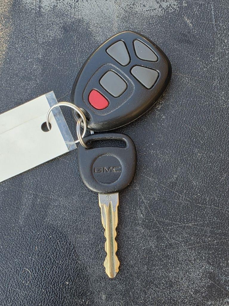 GMC Yukon XL 4WD 4dr 1500 SLE 2007