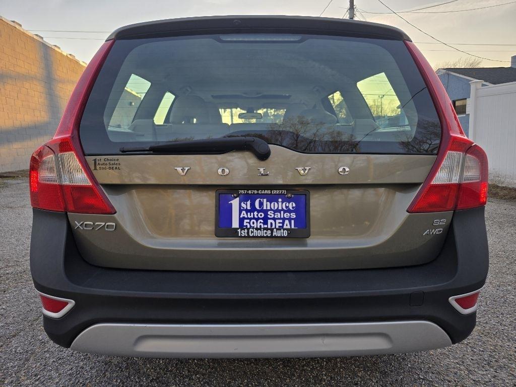 Volvo XC70 4dr Wgn 3.2L 2010