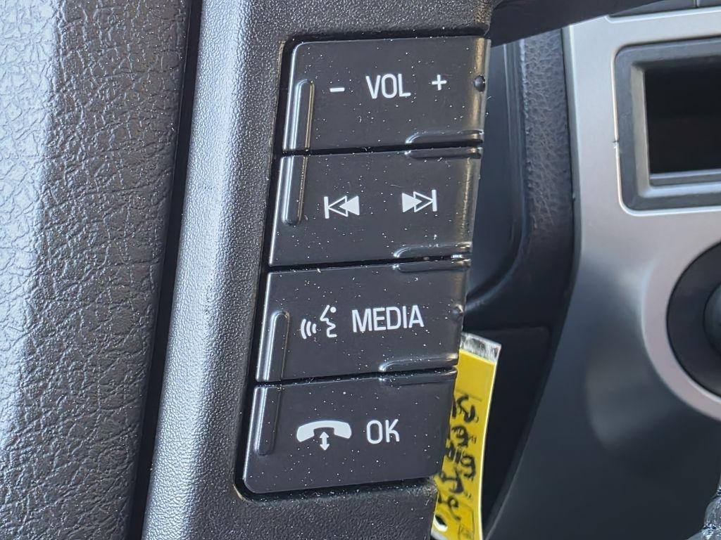 Ford Expedition EL 4WD 4dr King Ranch 2016