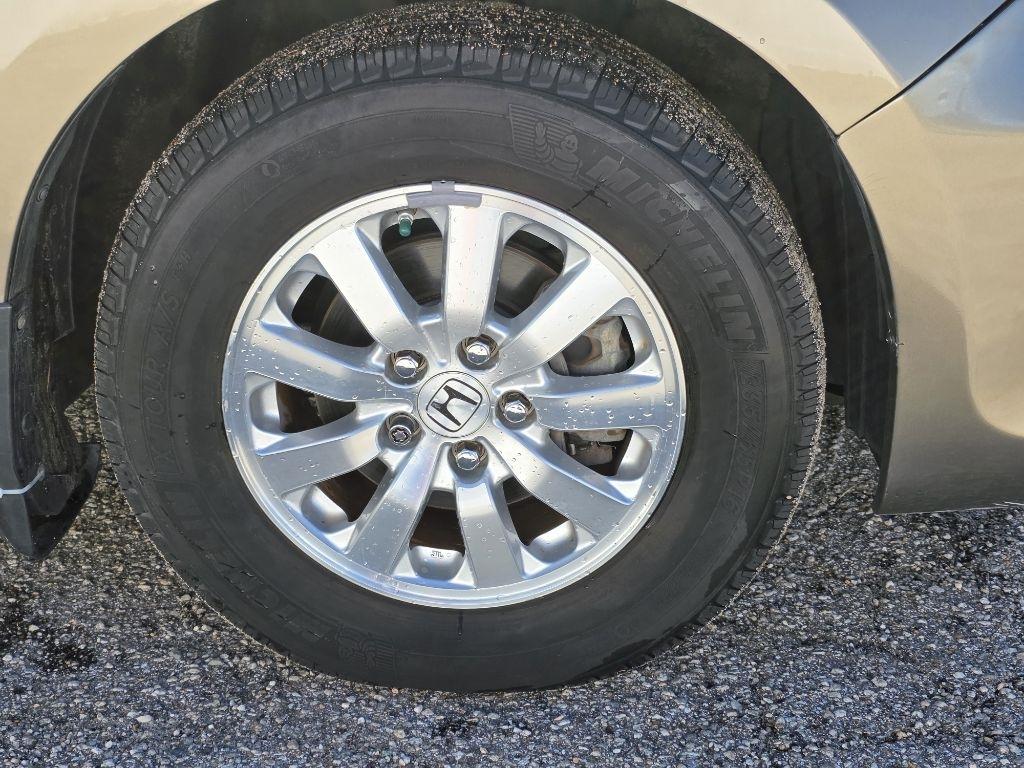 Honda Odyssey 5dr EX-L w/RES 2010