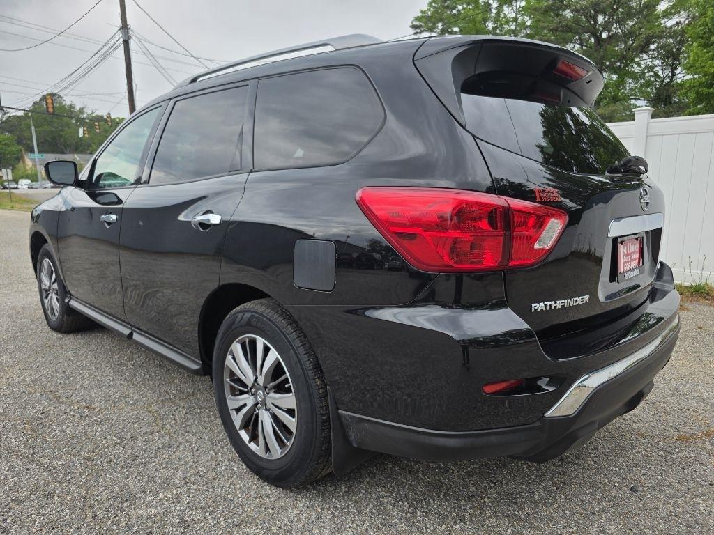 Nissan Pathfinder 4x4 S 2018