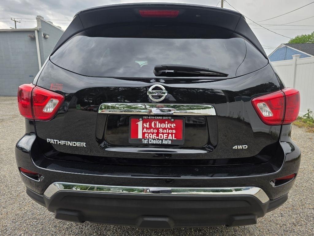 Nissan Pathfinder 4x4 S 2018