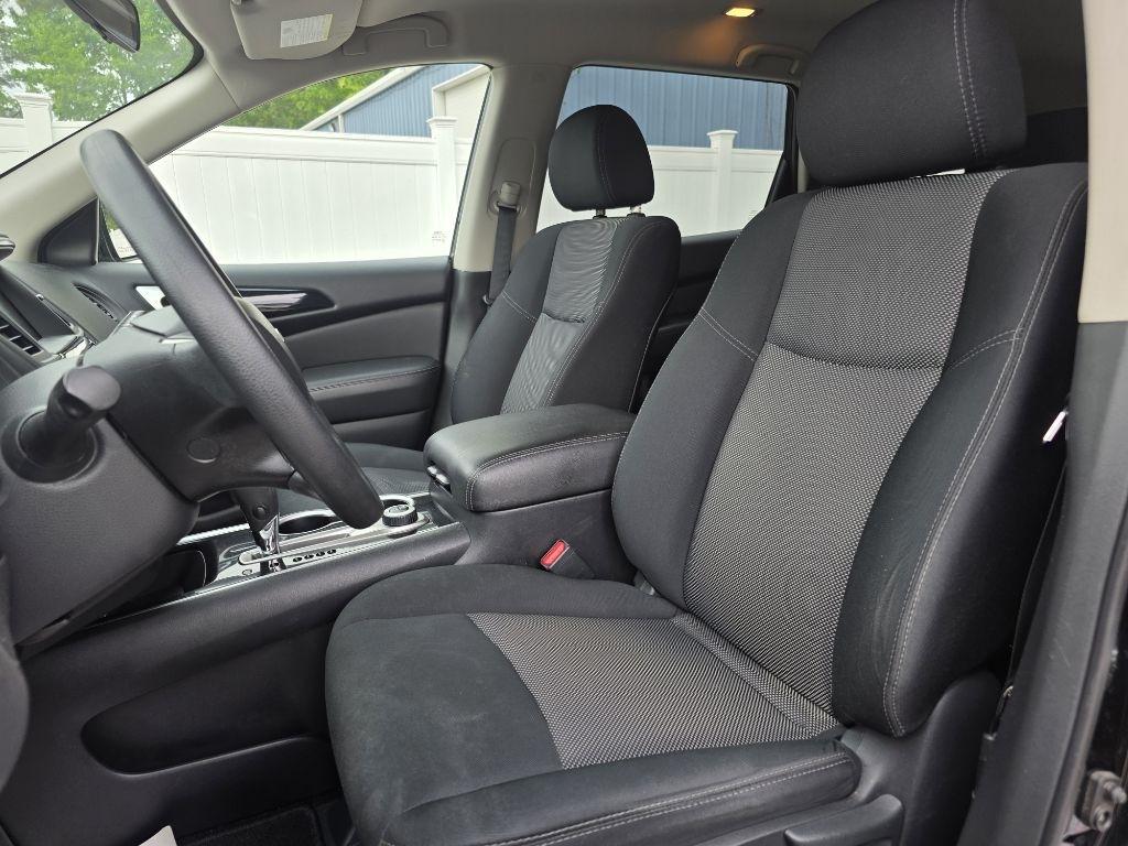 Nissan Pathfinder 4x4 S 2018
