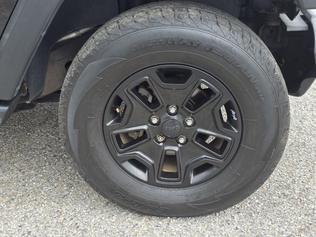 Jeep Wrangler Unlimited 4WD 4dr Sport 2014