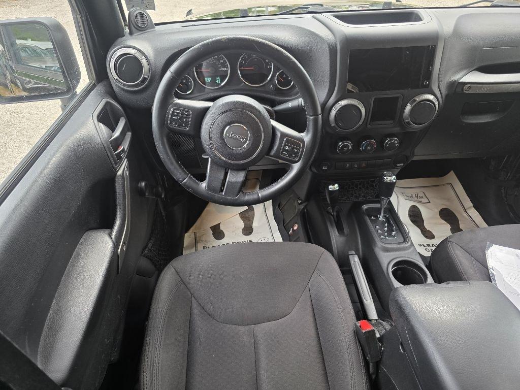 Jeep Wrangler Unlimited 4WD 4dr Sport 2014