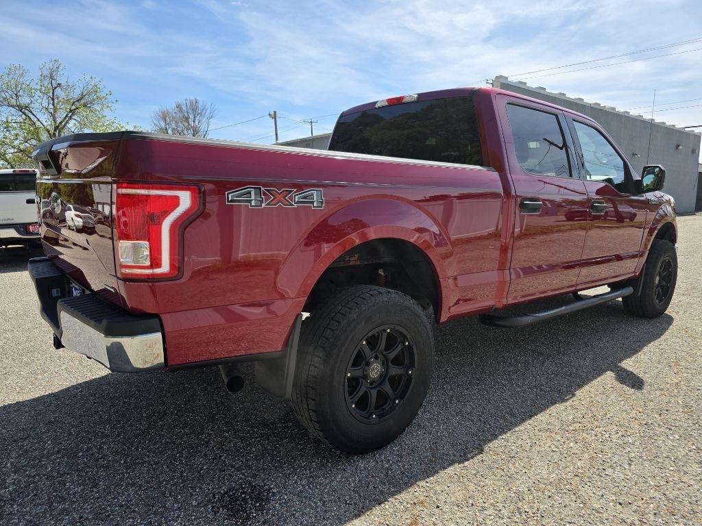 Ford F-150 4WD SuperCrew 157" Lariat w/HD Payload Pkg 2015