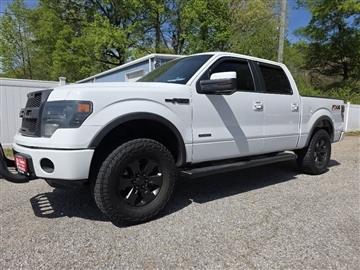 2014 Ford F-150 4WD SuperCrew 145" King Ranch
