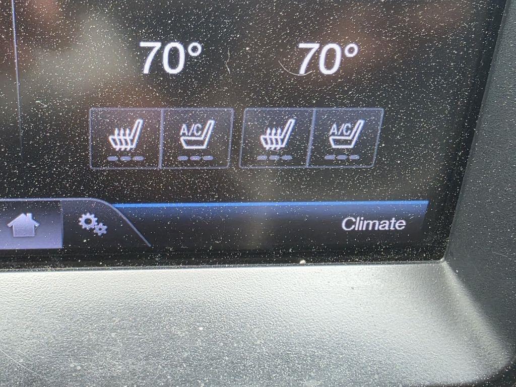 Ford F-150 4WD SuperCrew 145" King Ranch 2013