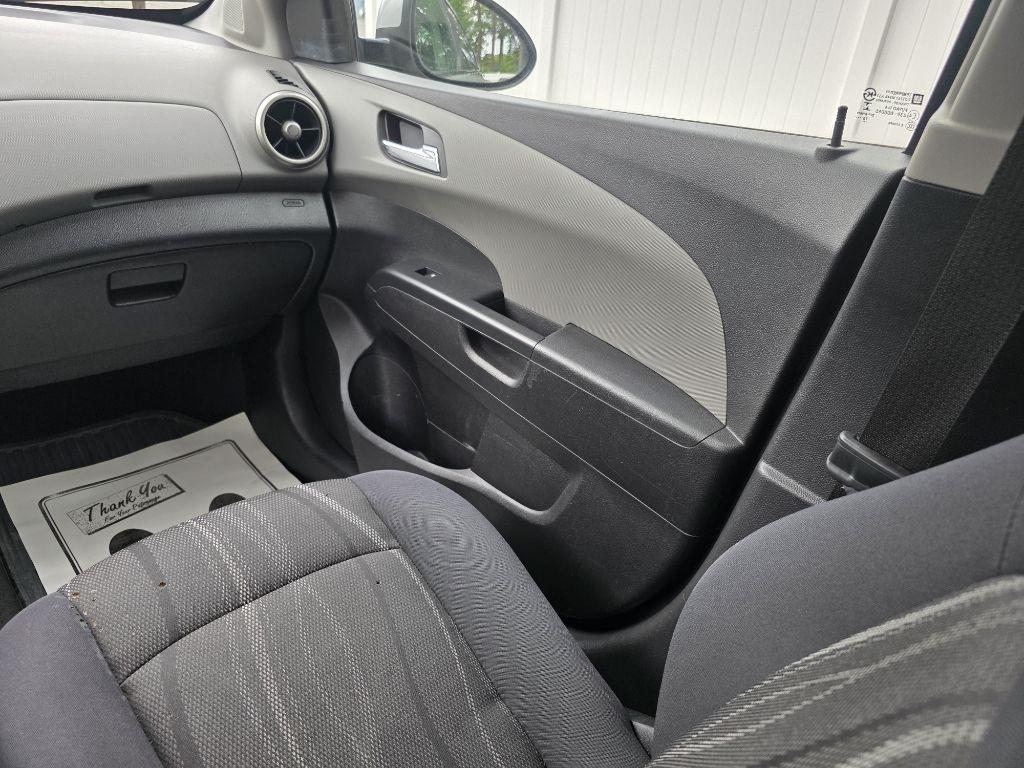 Chevrolet Sonic 4dr Sdn Auto LT 2016