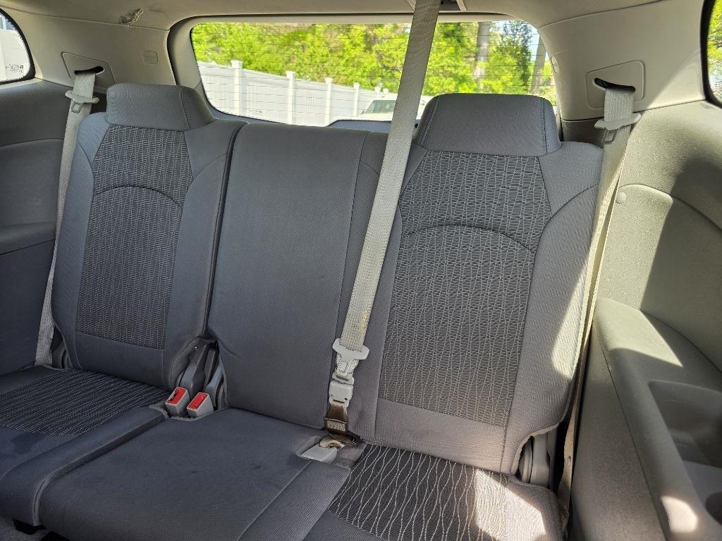 Chevrolet Traverse FWD 4dr LS w/1LS 2017