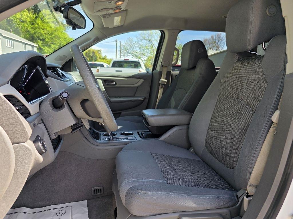 Chevrolet Traverse FWD 4dr LS w/1LS 2017