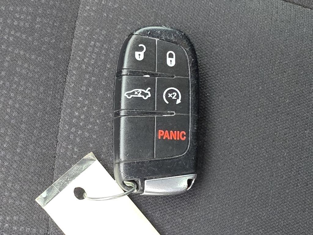 Chrysler 200 4dr Sdn Limited FWD 2015