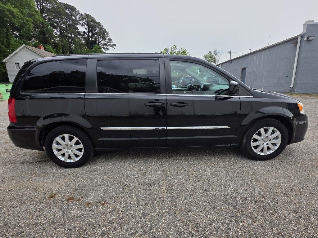 Chrysler Town & Country 4dr Wgn Touring 2014