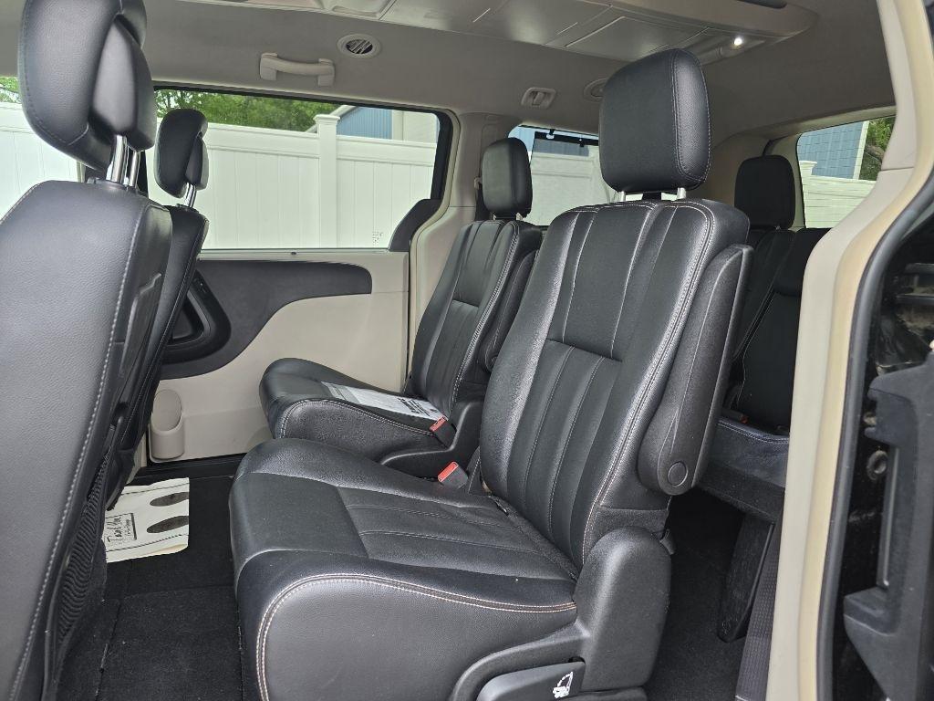 Chrysler Town & Country 4dr Wgn Touring 2014
