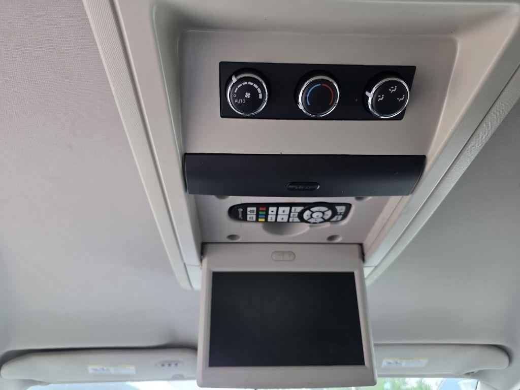 Chrysler Town & Country 4dr Wgn Touring 2014