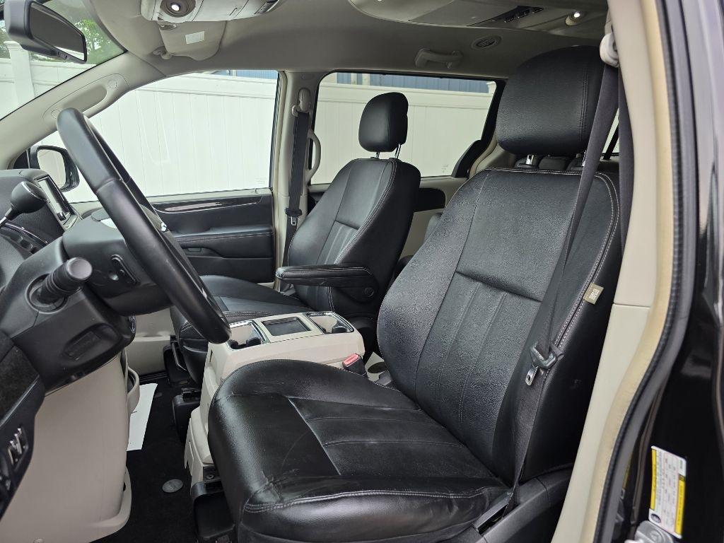 Chrysler Town & Country 4dr Wgn Touring 2014