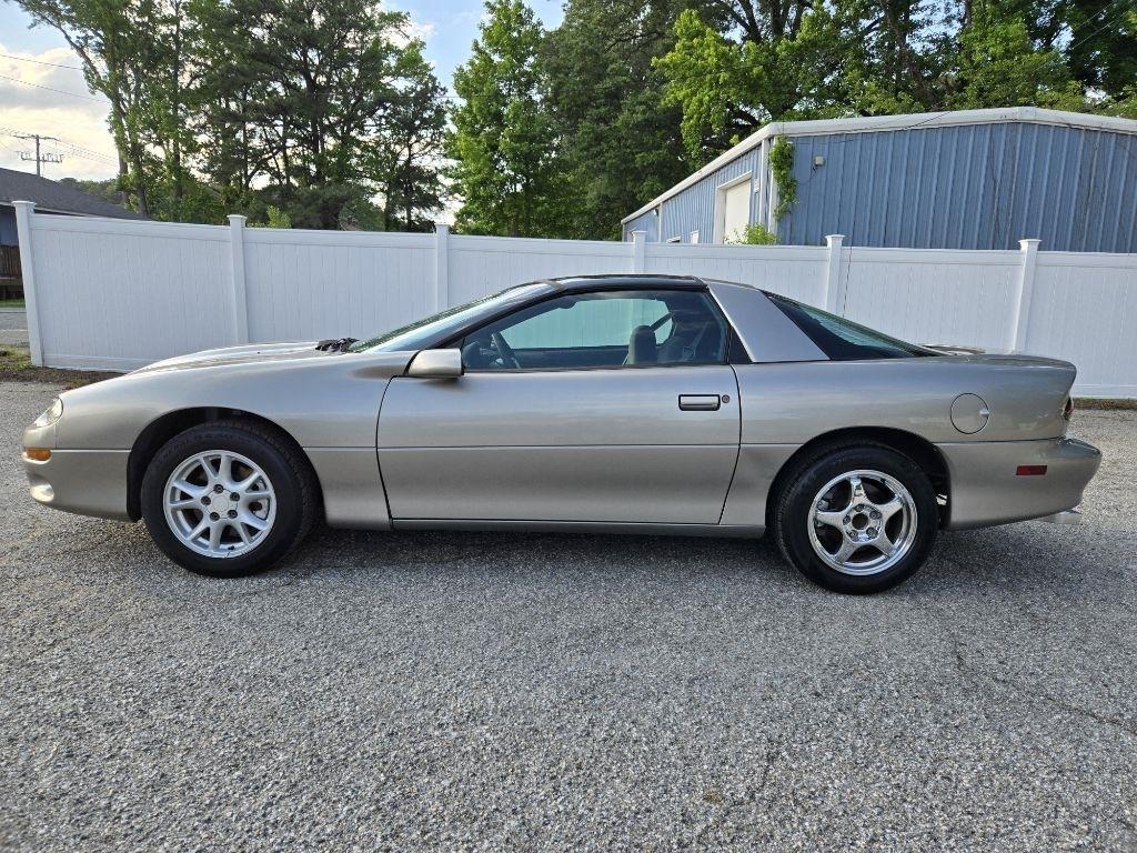 Chevrolet Camaro 2dr Cpe 2002