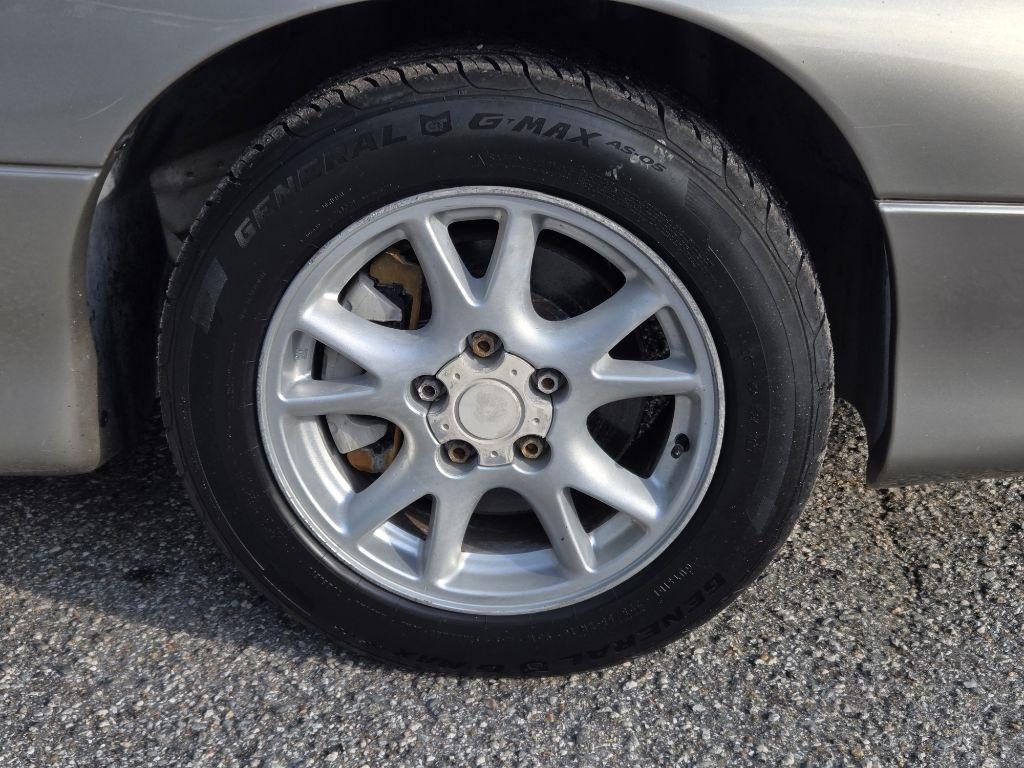 Chevrolet Camaro 2dr Cpe 2002