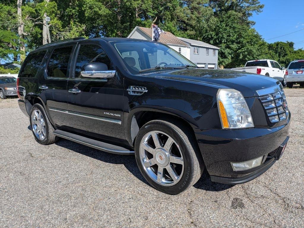 Cadillac Escalade AWD 4dr Luxury 2014