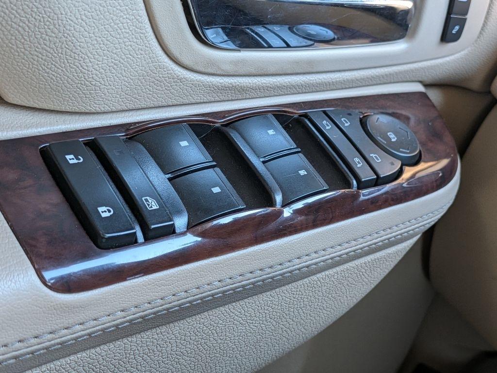 Cadillac Escalade AWD 4dr Luxury 2014