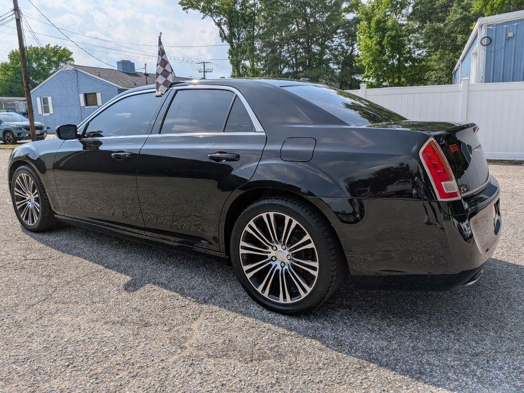 Chrysler 300 4dr Sdn 300S RWD 2014